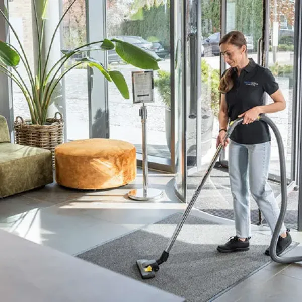 Ipari sz&aacute;razporsz&iacute;v&oacute;k